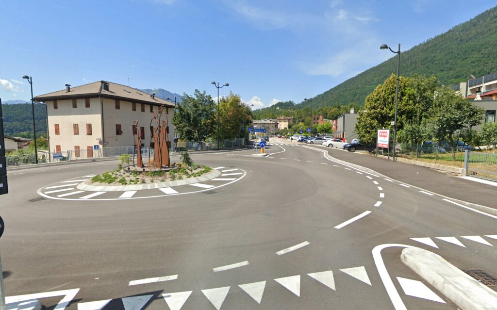 Rotatoria a Levico 4 Rotatoria a Levico 4