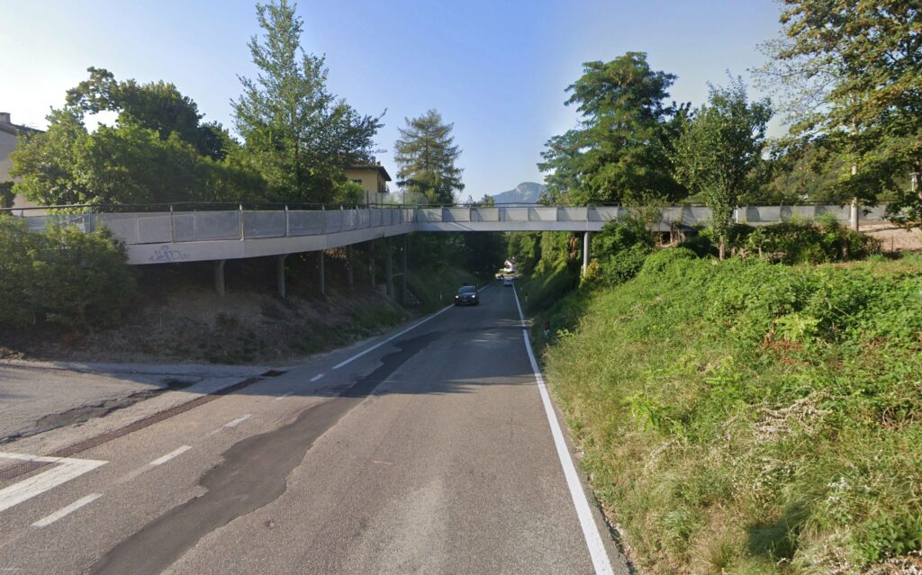 Passerella ciclopedonale a Trento Passerella ciclopedonale a Trento