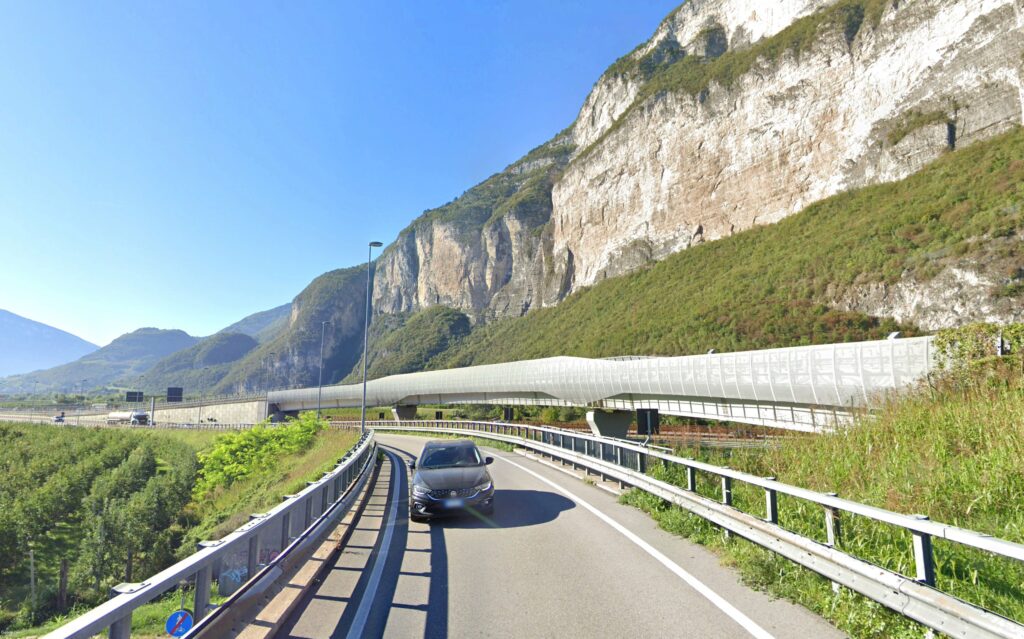 Svincolo stradale zona Interporto Svincolo stradale zona Interporto